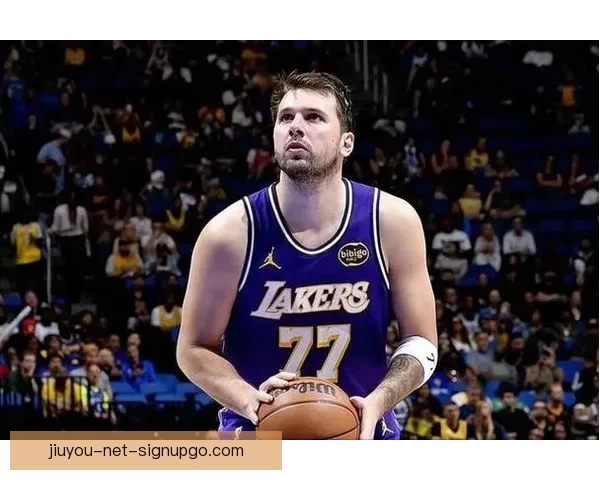 东契奇因16次技犯被禁赛一场 NBA官方宣布罚款26.4万美元